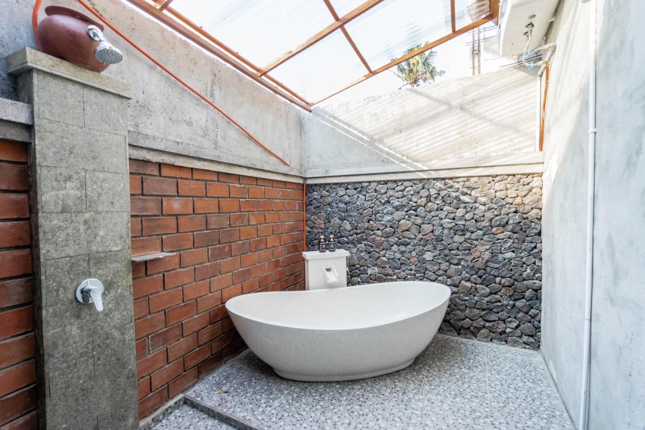 Garvi Villa 卡朗阿森 外观 照片